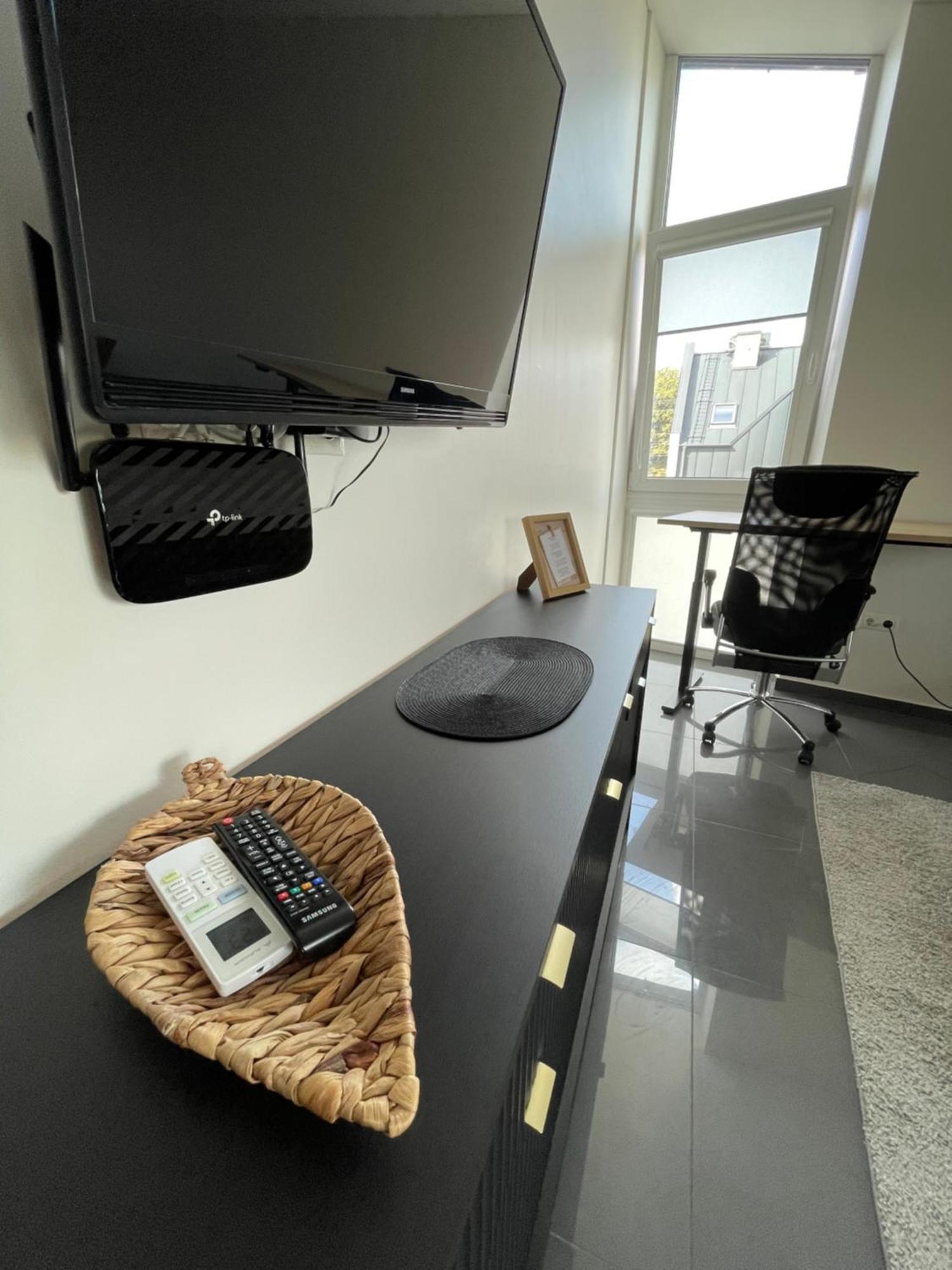 Apartment Krantine - Self Check In Kaunas Exteriér fotografie